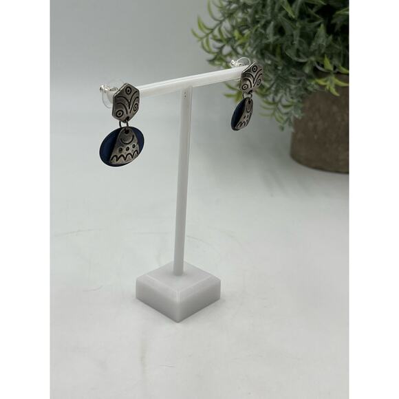 NP Newpro Vintage Mixed Metals Silver Pewter and Blue Enamel Dangle Earrings - Picture 9 of 15